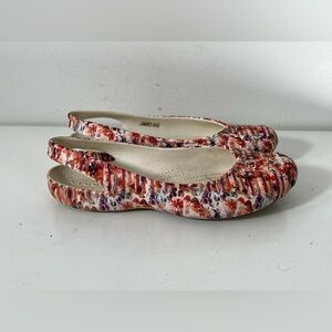 CROCS Women's Olivia Flat Size 8 Floral Rubber Slingback Shoe Beach Pool Comfy